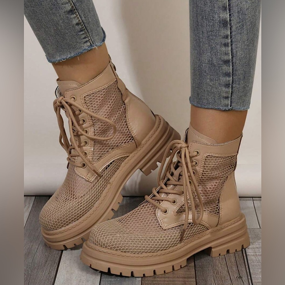 NWOB Summer Mesh Upper Keep Feet Cool! Tan Platform Combat Boots